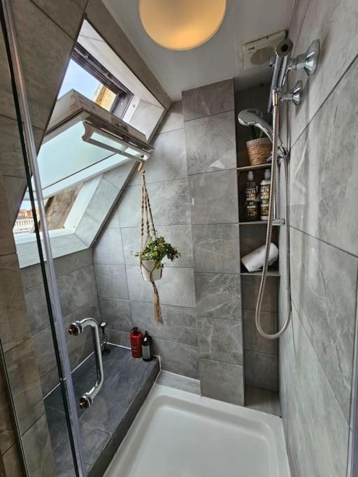 West Kensington Bright Flat Apartman London Kültér fotó